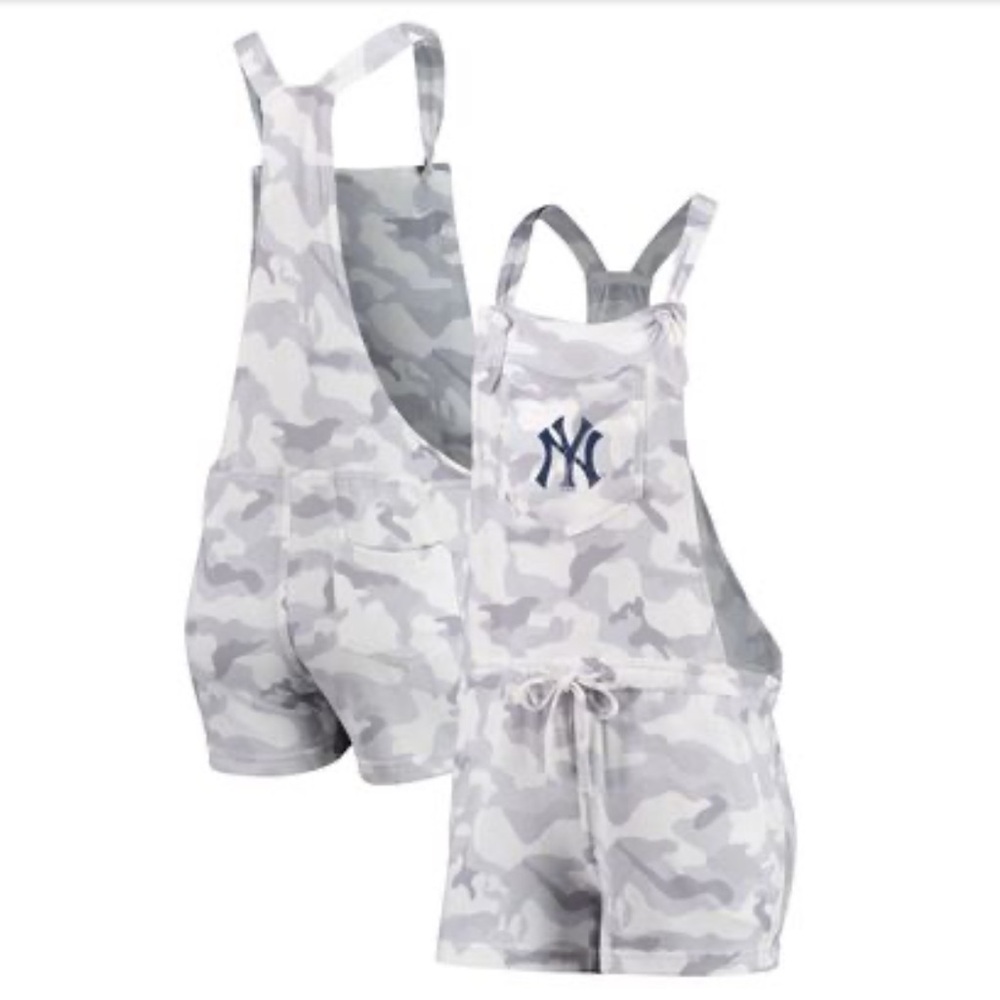 Women’s New York Yankees Concept Sports 2XL Grey/White Camo Romper